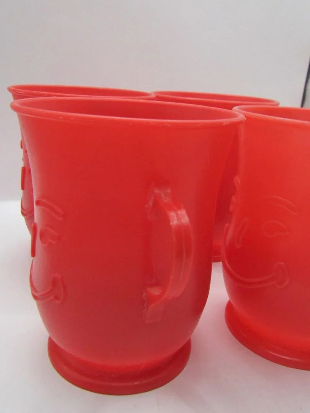 1984 Smiling Kool-aid Pitcher With Four Cups